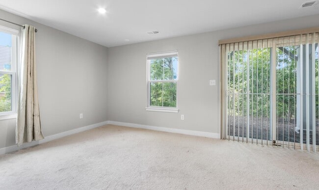 Photo - 446 Westport St (Norfolk, VA) Townhome
