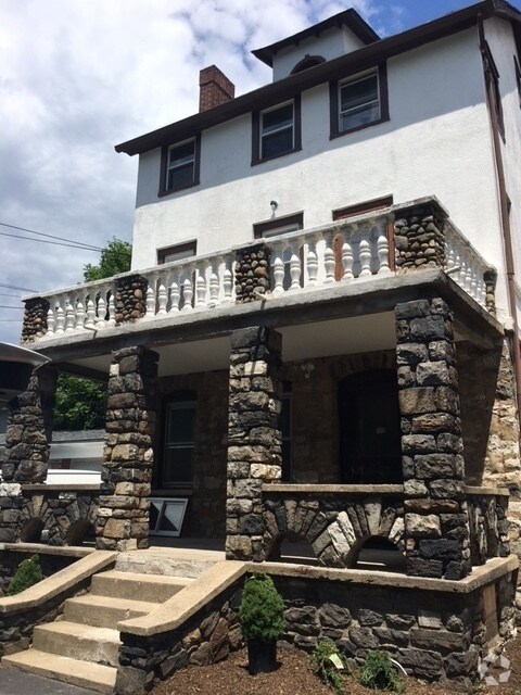 Building Photo - 3 Maiden Ln