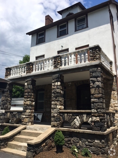 Building Photo - 3 Maiden Ln