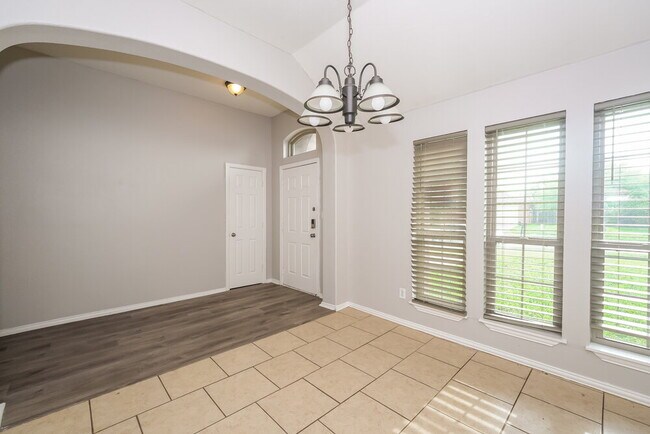 Foto del edificio - 9324 Cynthia Ct