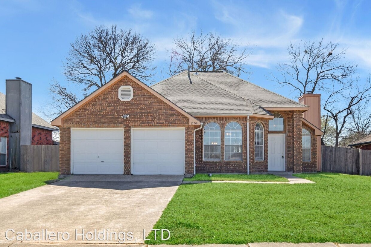 Primary Photo - 3 br, 2 bath House - 12504 Summer Hill Dr.