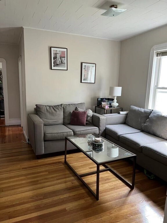 Foto principal - 49 Porter St