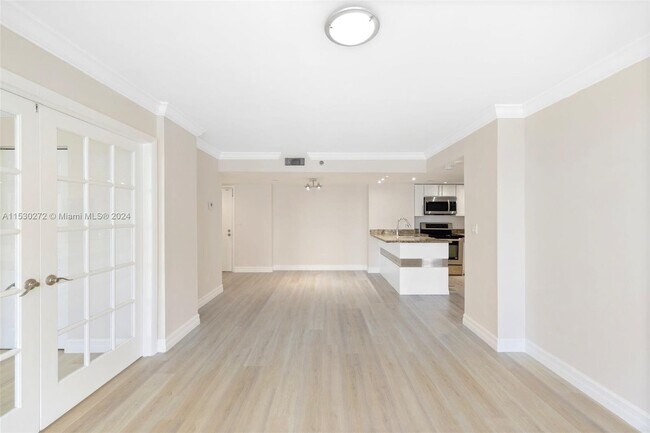 Building Photo - 770 Claughton Island Dr