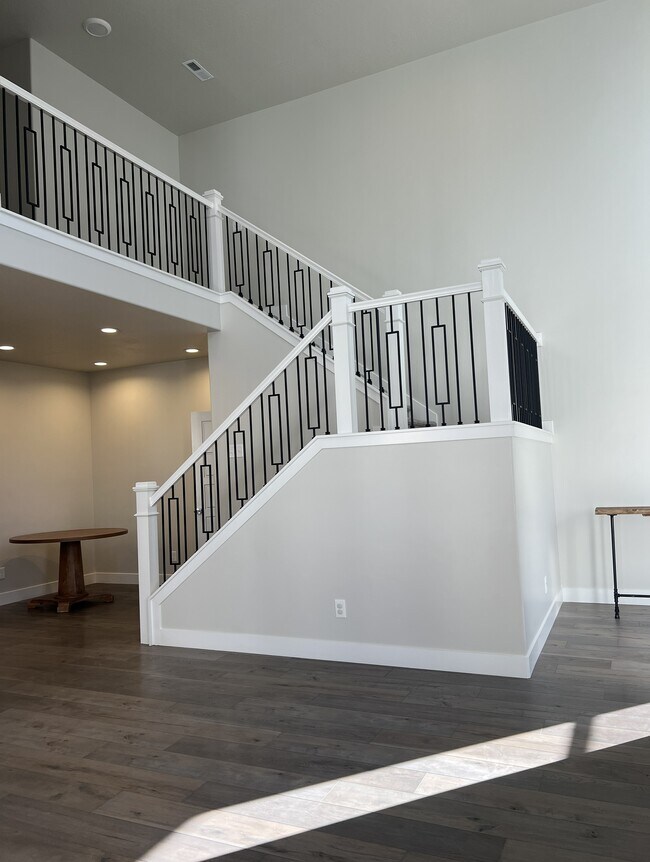 Building Photo - 1359 North St