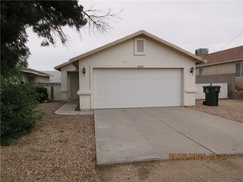 Primary Photo - 2643 Southern