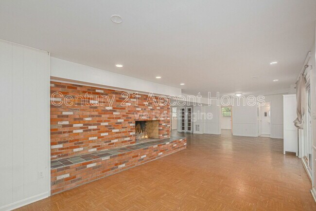Foto del edificio - 7202 Old Carolina Rd