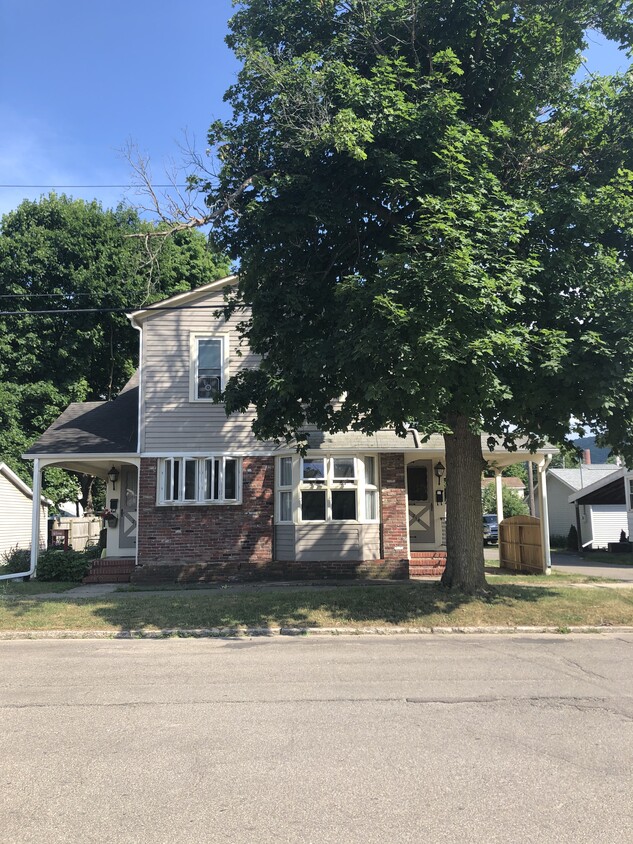 Front entrance - 214 Charles St
