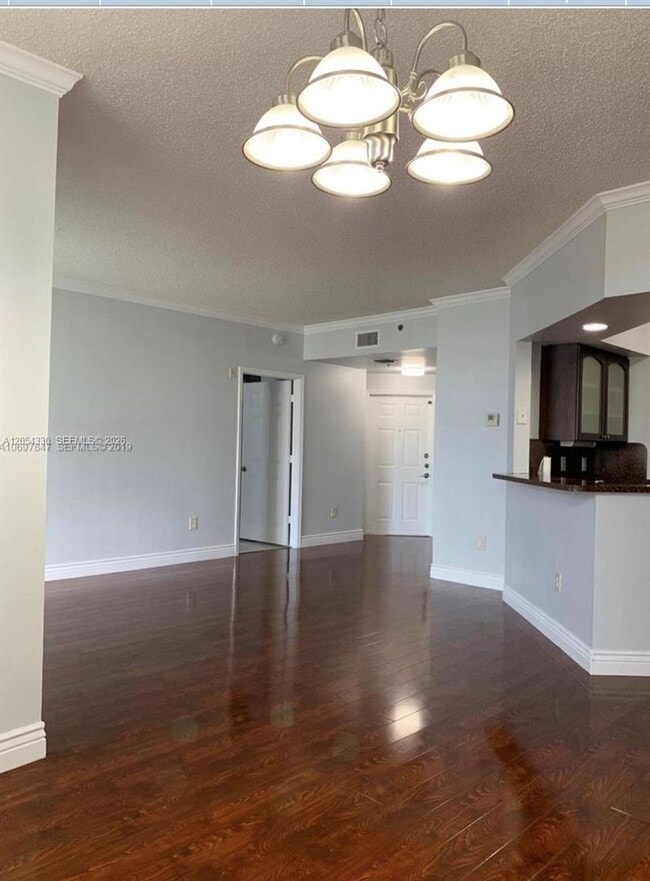Foto del edificio - 3175 NE 184th St