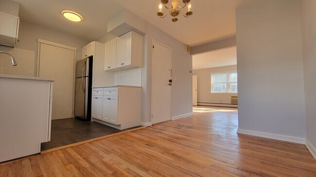 Dining area 8'X10' off of kitchen - 143 Ridge Rd