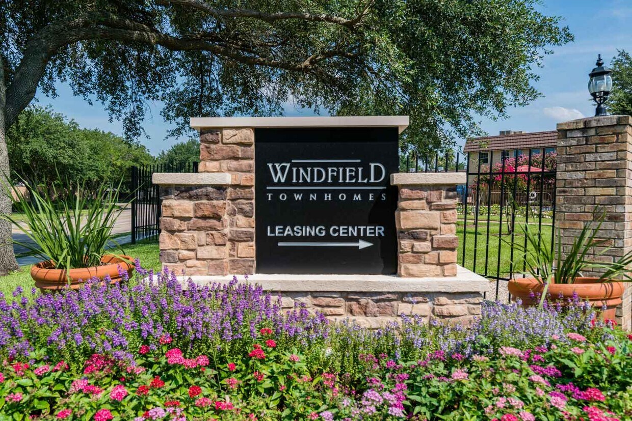 Windfield Townhomes 5010 Grove West Blvd Stafford, TX