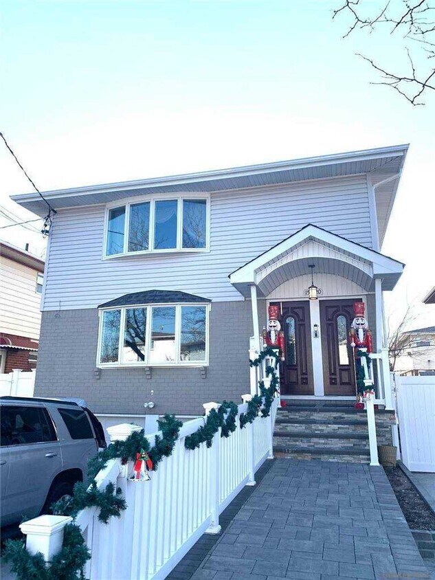 Primary Photo - 153-20 80th St