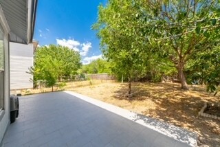 Building Photo - 13038 Woller Crk