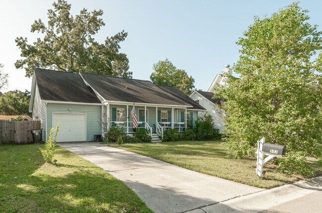 Building Photo - Modern Comfort and Convenience in Citadel ...