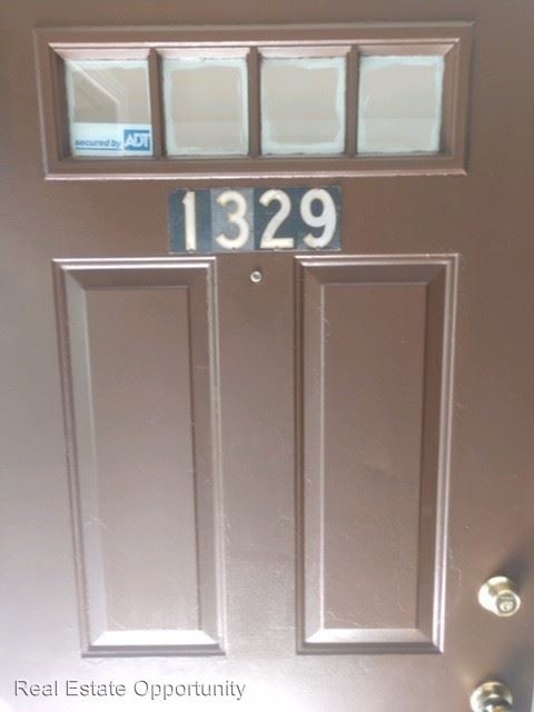 Primary Photo - 1329-1333 Orchard Park Dr
