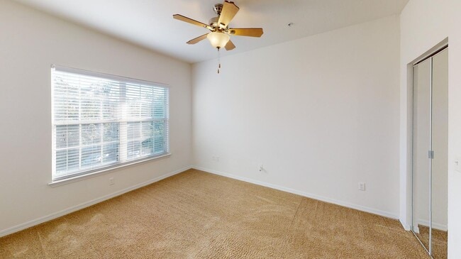 Interior Photo - Ashton at Waterford Lakes
