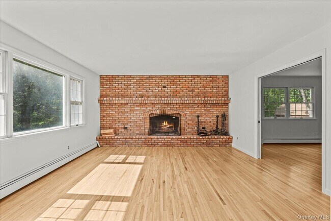 Foto del edificio - 520 Croton Falls Rd