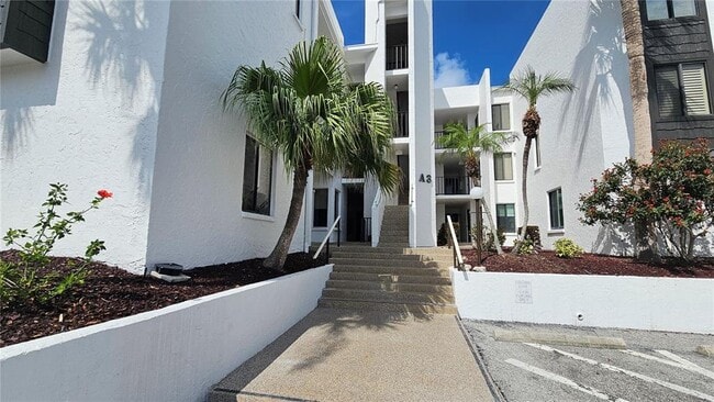 Building Photo - 2950 N Beach Rd