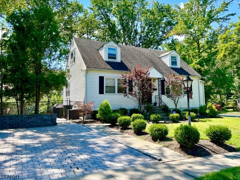 Primary Photo - 25 Brookside Terrace