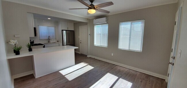 Building Photo - Beautiful 1 bedroom 1 bath Spanish Style Home
