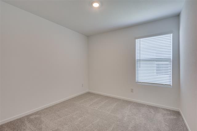 Foto del edificio - 834 Ponderosa Ln