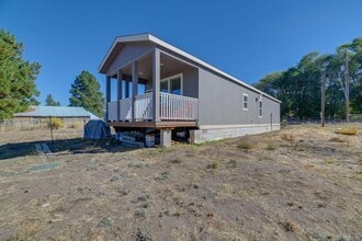 Building Photo - 37464 Modoc Point Rd