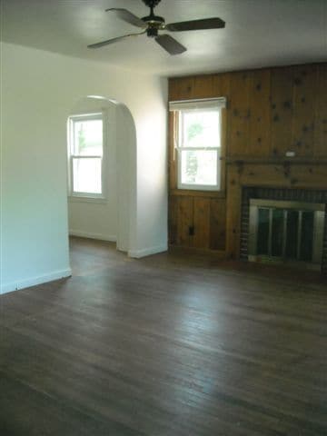 Building Photo - 5 Bedroom Available August 2025;  Monthly ...