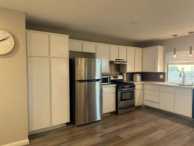 Foto del edificio - 109 Glen Oak Dr