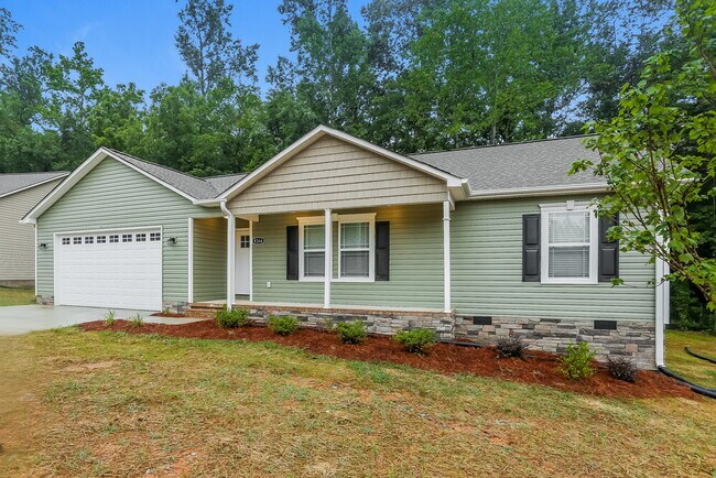Building Photo - 8264 Historic Hill Dr