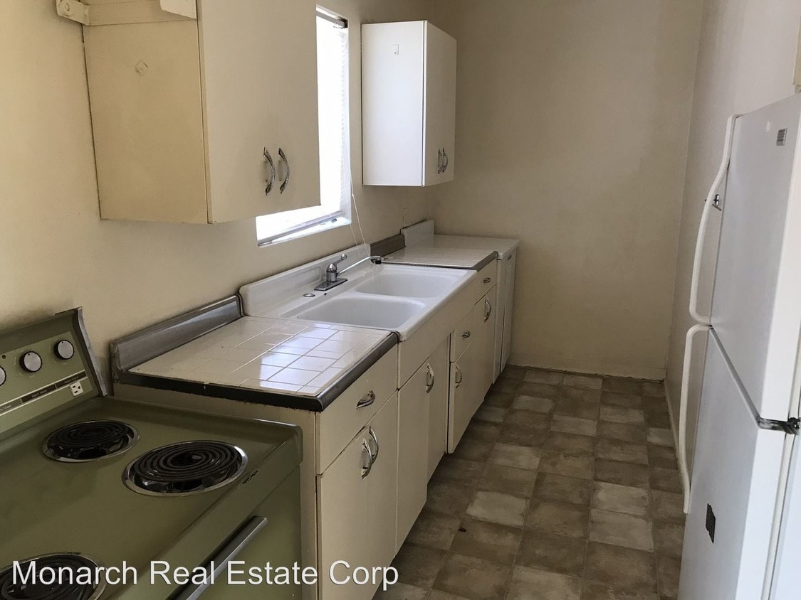 Building Photo - 1 br, 1 bath Apartment - 304 Hadley