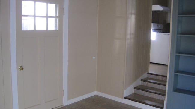 Building Photo - 2537 Laporte Ave