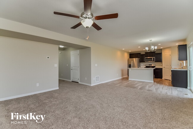 Building Photo - 6508 Vedder Dr