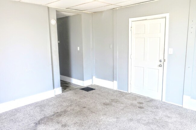 Foto del edificio - 306 E North St