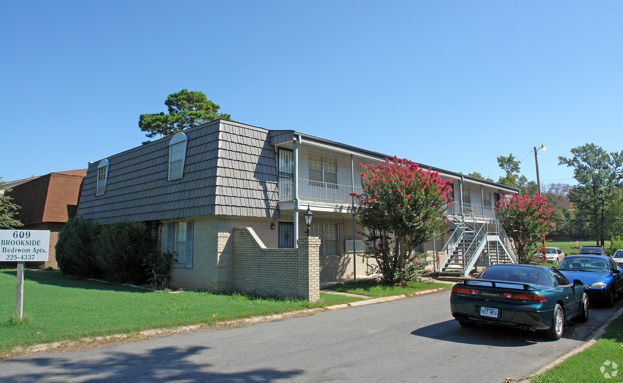609 Brookside Dr, Little Rock, AR 72205 Apartments in Little Rock, AR