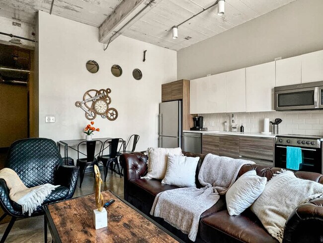 Foto del edificio - 555 Evergreen St