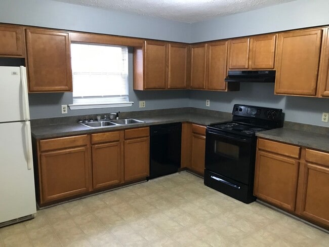 Building Photo - 1364 Leaning Tree Ln