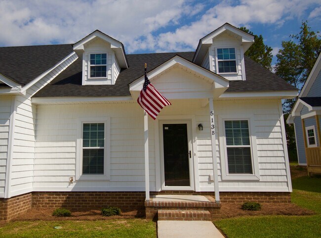 Building Photo - "Brand New Construction". Quiet Location, ...