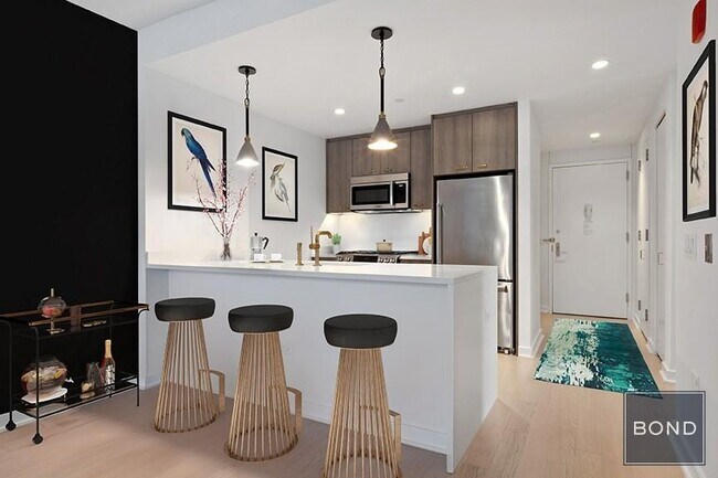 Foto del edificio - 515 W 38th St