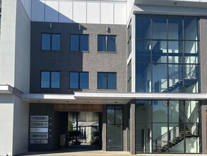 Building Photo - 1131 Fairview Ave