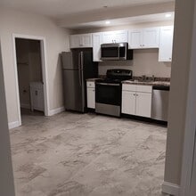 Building Photo - 45 Everett St