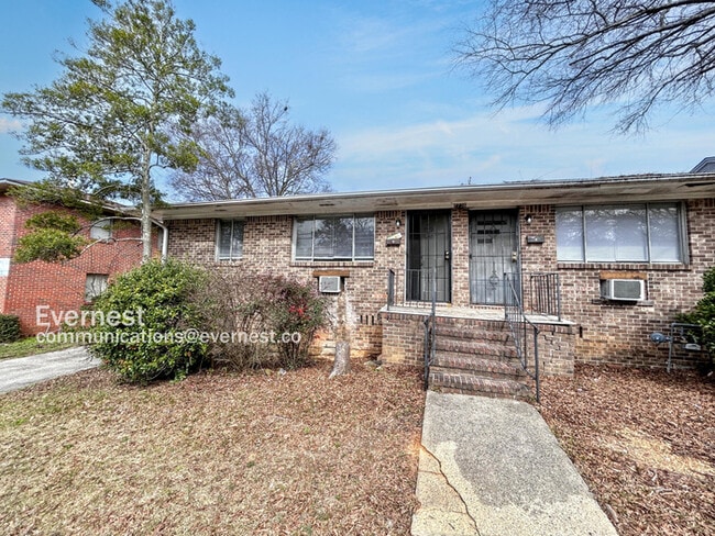 Building Photo - 7740 Rugby Ave