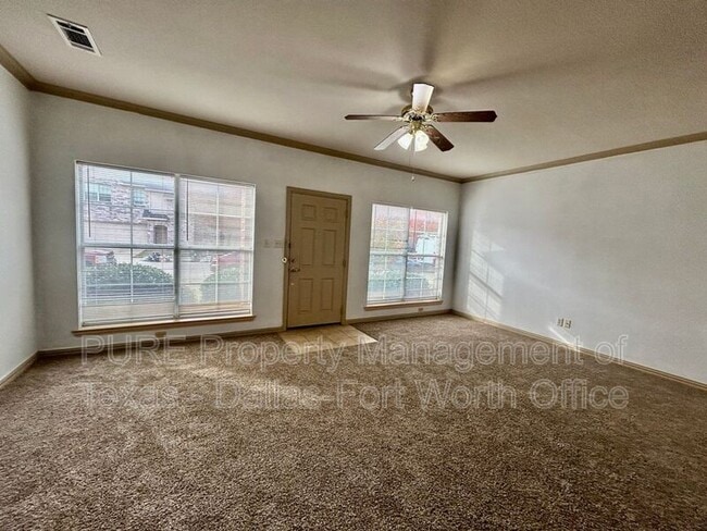 Building Photo - 2312 Calendar Ct