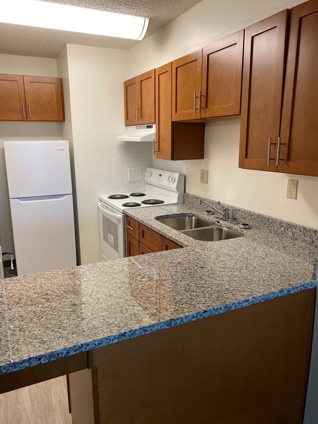 Apartment Home Kitchen - Marina Vista (Income Qualifications Apply)