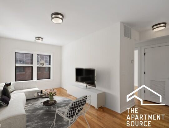 Photo - 2207 W Eastwood Ave Apartment