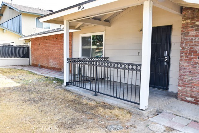 Building Photo - 815 N Olive St