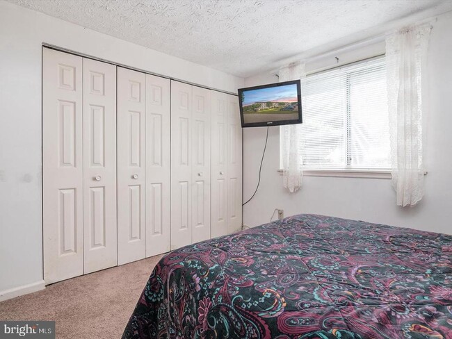 Foto del edificio - 8028 Abbey Ct