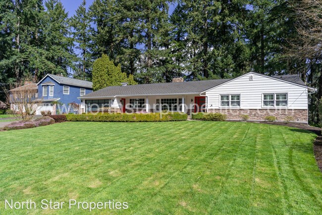 Building Photo - 4 br, 3.5 bath House - 2585 Dellwood Dr