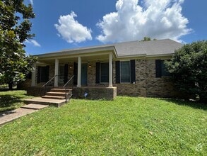 Building Photo - 8488 Chesterfield Dr