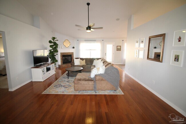 Building Photo - 6024 Firefly Dr