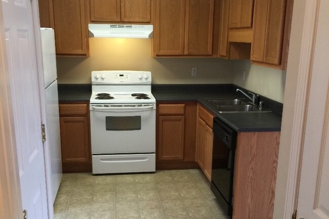 Building Photo - 237 Miles Dr