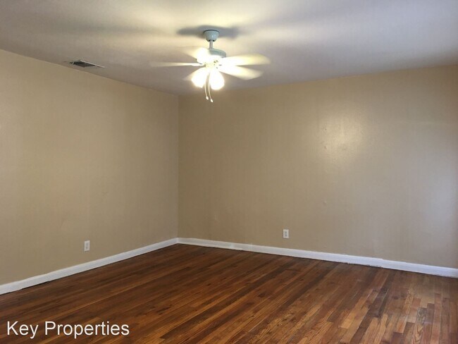 Building Photo - 3 br, 1 bath House - 2621 Mission Street